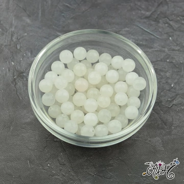 feher-jade-asvany-gyongy-8mm