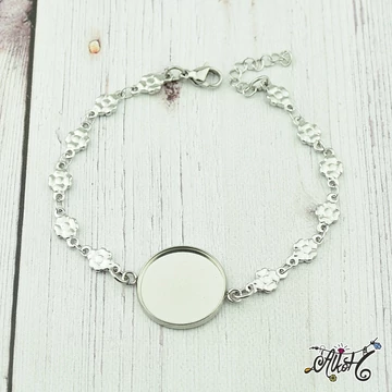 virágos orvosi fém karkötő 